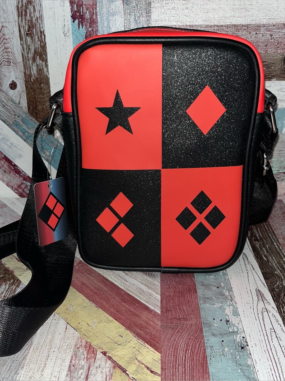 D C Comics Harley Quinn Diamonds Crossbody Bag NWT Red/Black Vegan Leather